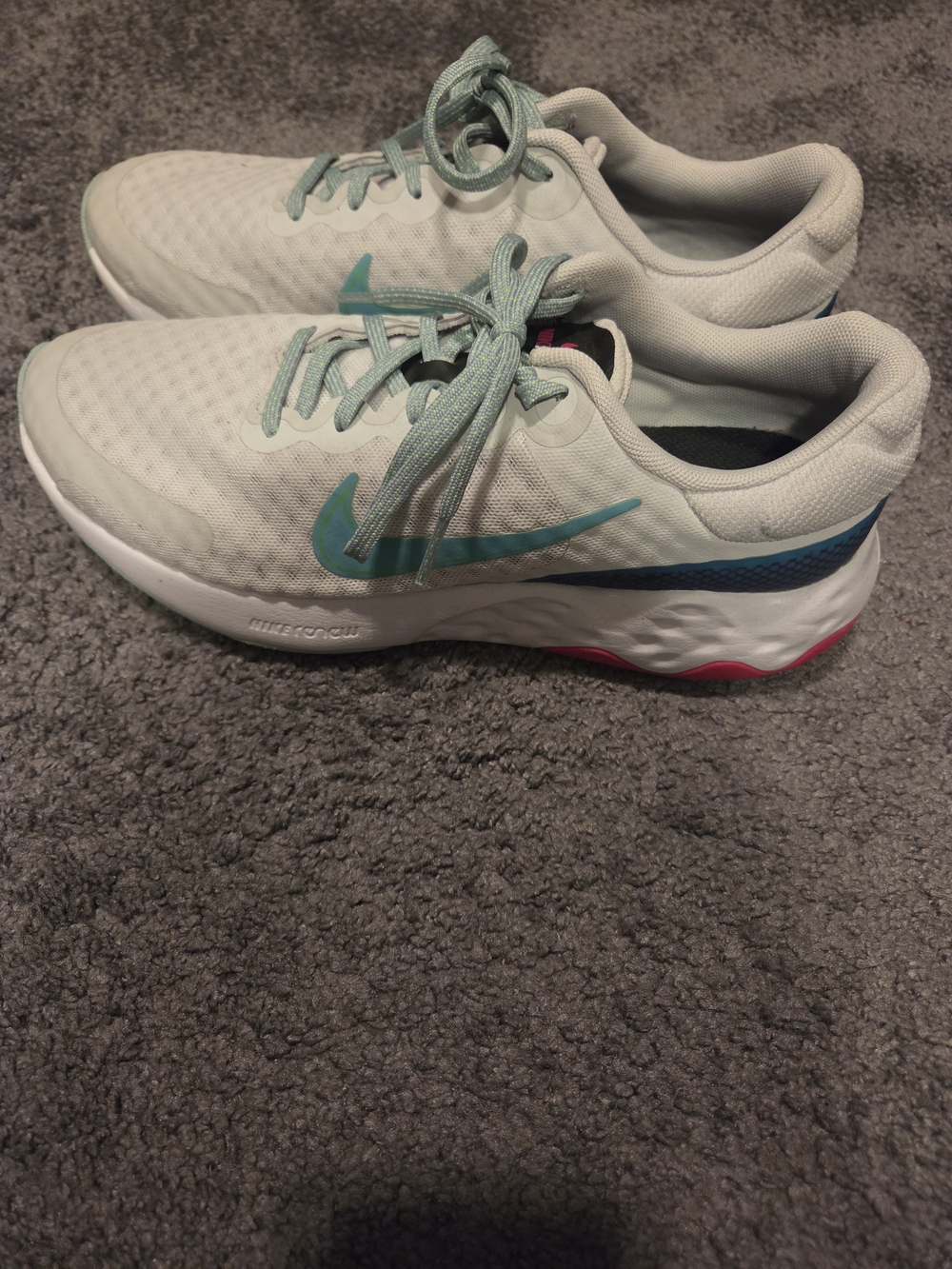 Nike React Women's Running Shoes - Light Gray with Teal Swoosh